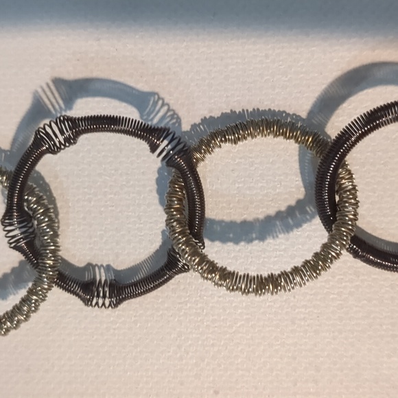 Necklace and earrings - Picture 3 of 4